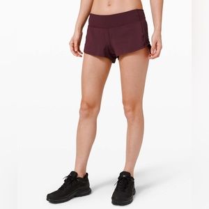 NWT - Lululemon Speed Up Short *2.5" in Cassis Size 6